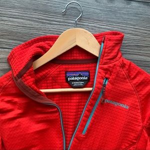 Patagonia Women's R1® Fleece Pullover - Small